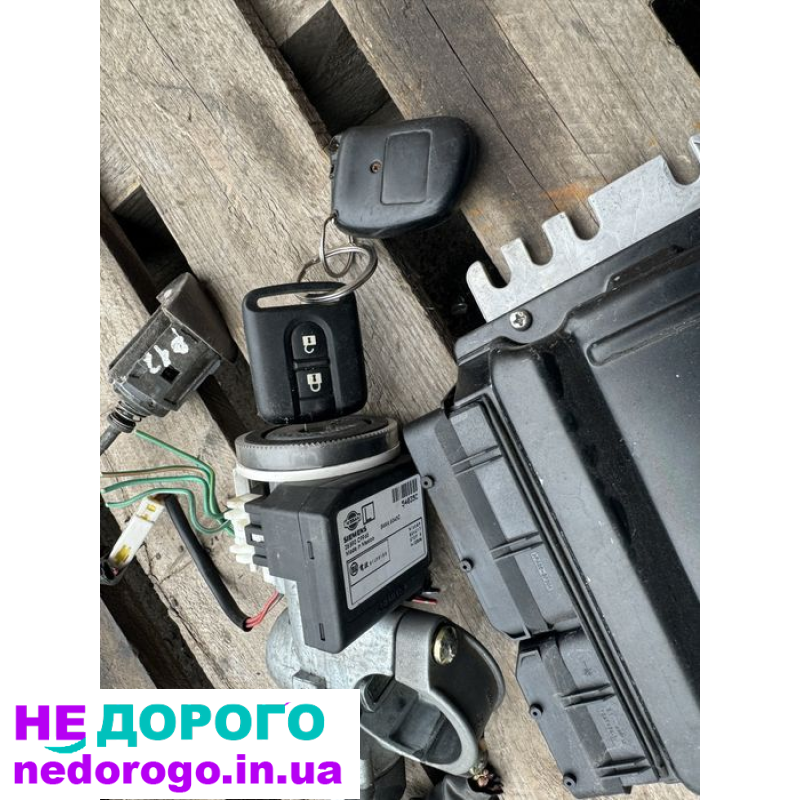 Блок керування двигуном Нисан Примєра П12, імобілайзер, замок зажигання. 2003 рік, 1.6 літра, бензин.
