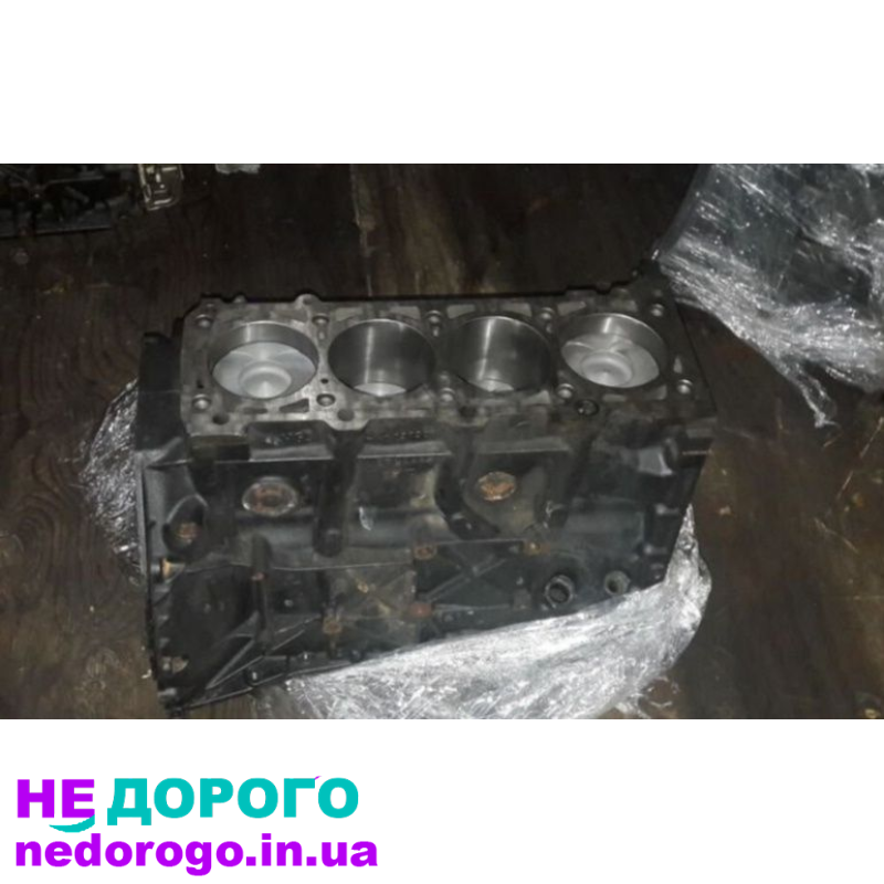 Блок комплект 2.2 CDI Mercedes Sprinter з коленвалом та поршнями: двигун дизельний, об'єм 2.2 л, рік випуску вказаний.