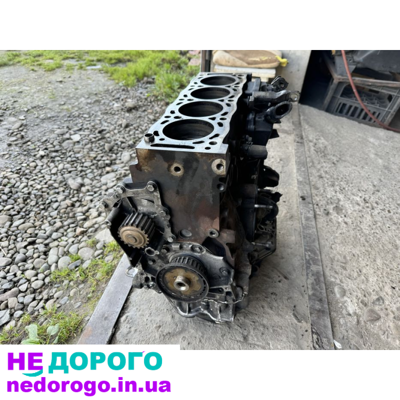 Блок мотора 2.2HDI 4HN для Citroën C-Crosser Peugeot 4007 Outlander xl, 2007 рік, об'єм двигуна 2.2 літра, дизельне паливо.