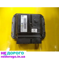 Блок управління двигуном Opel Astra J 1,7 CDTi 09-15р.в. Дизельний двигун об'ємом 1,7 л.