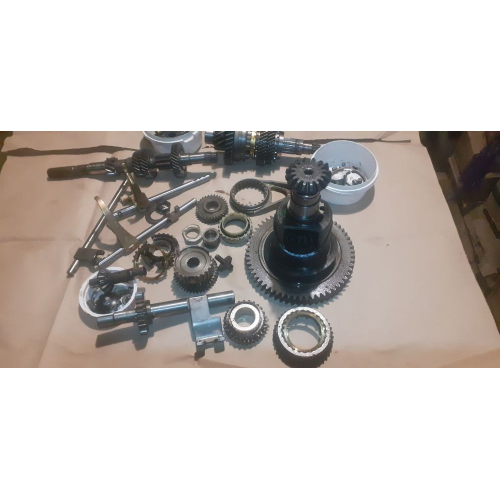 Renault kangoo кпп, коробка деталі jb1 171, 185, рено корпус Renault kangoo кпп, коробка деталі jb1 171, 185, рено корпус