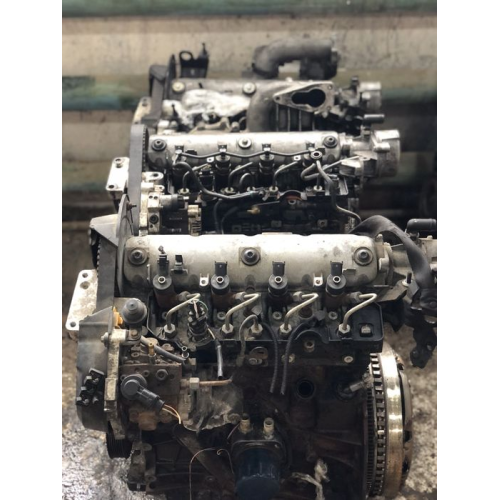 Двигун Renault Trafic 1.9 dCi 2006 1.9 л дизель, Opel Vivaro 1.9 CDTI 2007 1.9 л дизель, Nissan Primastar 1.9 dCi 2008 1.9 л дизель.