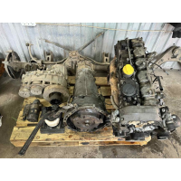 Мотор Jeep Grand Cherokee WJ 2.7crd 2003, 2.7 л дизель. Коробка передач Jeep Grand Cherokee WJ 2.7crd 2003. Роздаткова коробка Jeep Grand Cherokee WJ 2.7crd 2003.