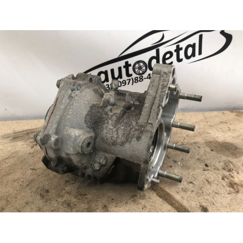 Роздатка Toyota RAV4 IV 2.2 d4d мкпп роздаточная коробка 3610042120 Роздатка Toyota RAV4 IV 2.2 d4d мкпп роздаточная коробка 3610042120