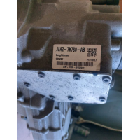 Роздаточна коробка Velar j8a2-7k780-ab: агрегат, модель, рік, об'єм двигуна, паливо.
