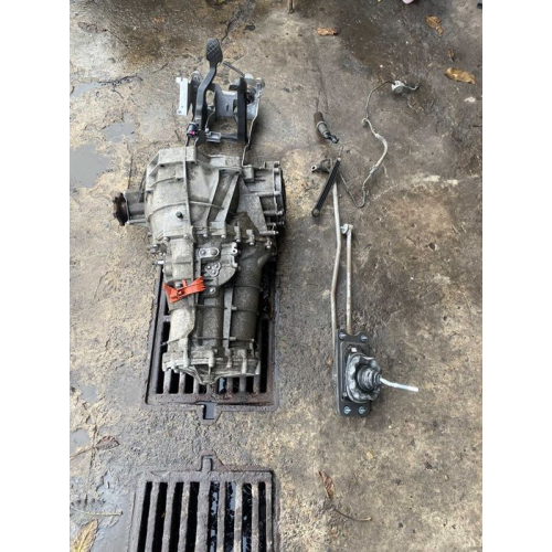 Двигун Audi A4 B8 2.0 TDI мкпп 2012 2.0 л дизель. Двигун Audi A4 B8 2.0 TDI мкпп 2012 2.0 л дизель.