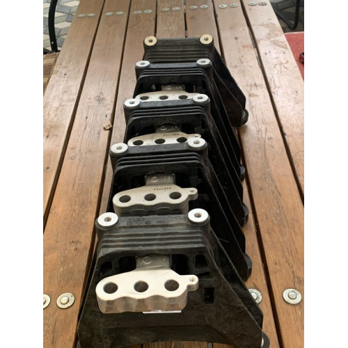 HONDA CRV, 2023-2025, 2.0, бензин, права подушка мотора.