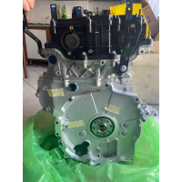 Двигун 2.0 л, бензин, P300e, 2022. Двигун 2.0 л, бензин, P300e, 2022.