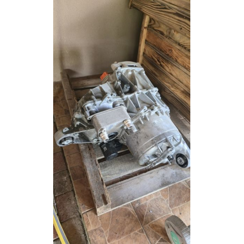 Мотор Tesla Model Y Мотор Tesla Model Y