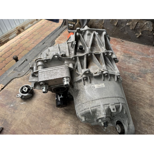 Задній мотор на тесла перформенс 980 Задній мотор на тесла перформенс 980