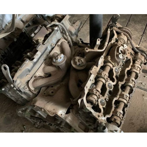 Кришка двигуна BMW X5 E70 Передняя крышка Мотора БМВ Х5 Е70 Двигателя