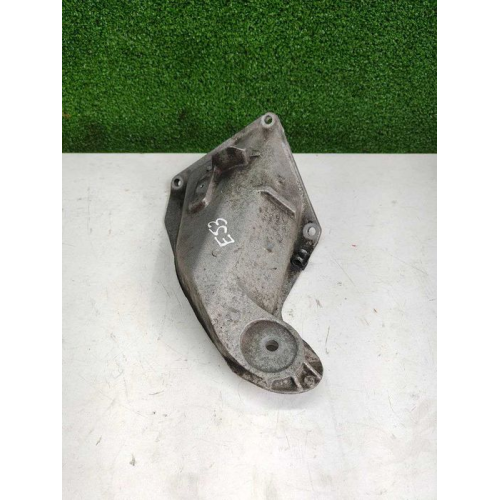 Кронштейн двигателя bmw x5e53 Лівий Лапа мотора бмв х5е53 M57 3.0d