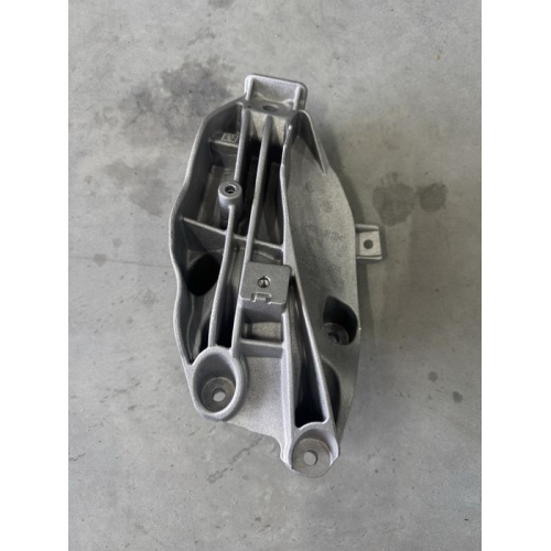 Лапа мотора кронштейн двигуна b58n g05 g06 g07 g09 bmw g22 g26