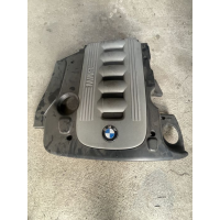 Продам кришку мотора бмв м57, е65