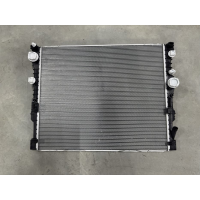 Радіатор мотора радиатор b48 b58 n63 g30 g11 g32 g14 g15