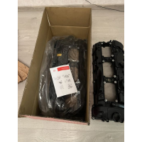 Клапанная крышка BMW X5,6 , мотор N55, N57