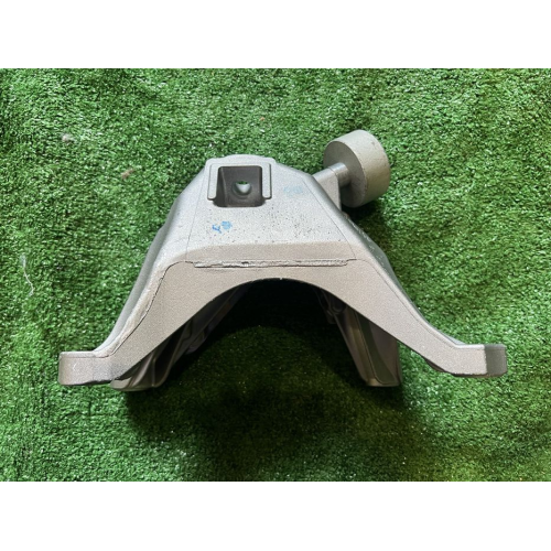 Лапа кронштейн бмв мотора g42 g20 g22 g23 g26 b58 г20 г26 г22