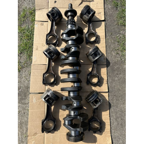 Колінвал + шатуни BMW M50B20