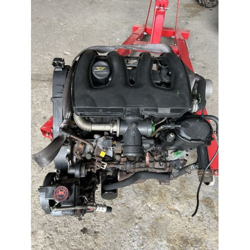 Двигун мотор Кпп DW8 1.9D Peugeot Пежо Citroen Сітроен