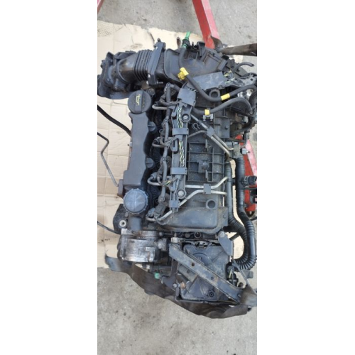 Мотор двигун 1.6 16v HDI Peugeot Citroen Ford Volvo