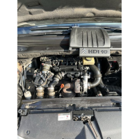 Двигун 1.6 HDI E4 16 клапанів на авто сітроен пежо форд вольво мотор