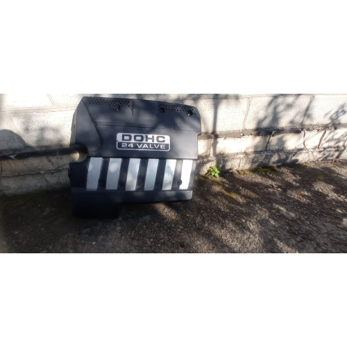 Крышка мотора пластиковая. Chevrolet evanda, epica 2.5