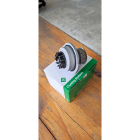 Продам нову помпу на Daewoo Lanos 1.5