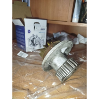 Помпа охлаждения двигателя Авео Ланос Нексия 1.5