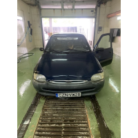 Двигун Ford Escort, 1997, 1.4, бензин.  
Коробка передач Ford Escort, 1997, механіка.  
Кузов Ford Escort, 1997, хетчбек.  
Передня фара Ford Escort, 1997, ліва.  
Задня фара Ford Escort, 1997, права.  
Капот Ford Escort, 1997, метал.  
Бампер передній Fo