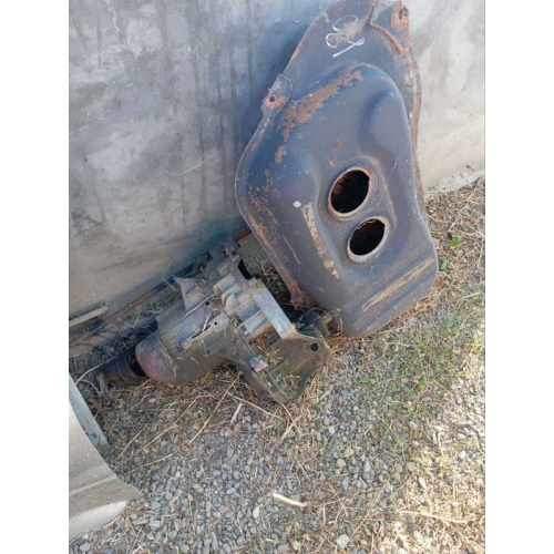 Бак і коробка для Renault Logan, 2015, 1.6 л, бензин.