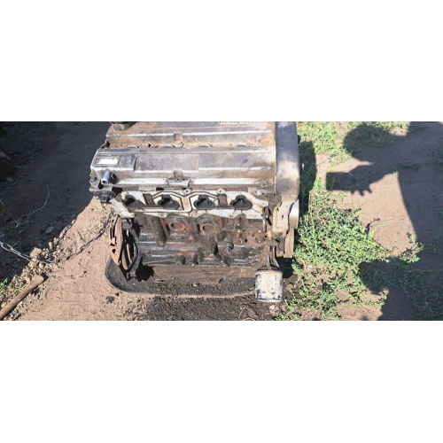 Двигун мотор форд 1.6 зетек по запчастинах в розбор ще комплектний