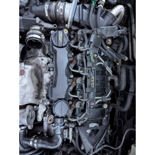 Двигун запчастини по мотору Вольво V50 S40 1.6D 16клапанний