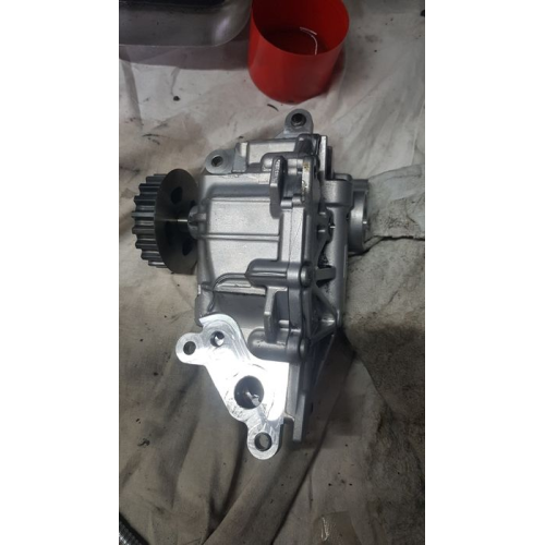 Насос масляный Ford Transit (13-) (FT38320)