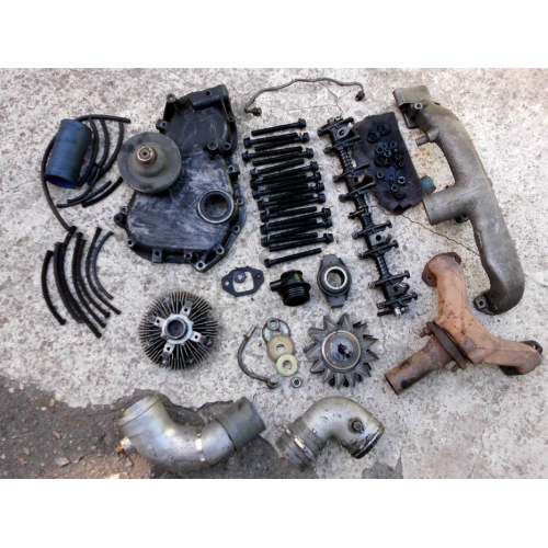 Продам Запы Мотора DAF 400 2.4тд Крышка мотора Впуск Выпуск ДАФ 400