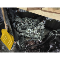 1. Двигун, Ford Edge, 2020, 2.0 л, бензин.  
2. Двигун, Lincoln Nautilus, 2021, 2.7 л, бензин.  
3. Двигун, Ford Escape, 2020, 1.5 л, бензин.  
4. Двигун, Ford Bronco, 2021, 2.3 л, бензин.  
5. Мотор, Ford Edge, 2020, 2.7 л, бензин.  
6. КПП, Lincoln Naut