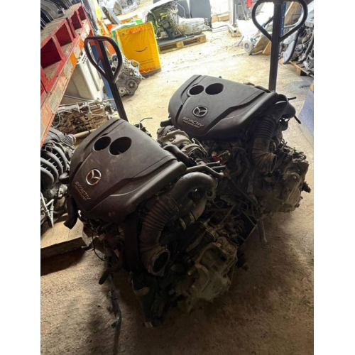 Двигун Mazda 2.2 дизель, гарний стан