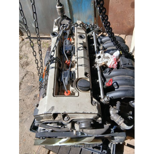 Мотор . Двигун Mercedes  w 124