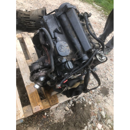 Двигун мотор Спрінтер 2.2 ом 611