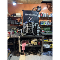 Мотор по запчястям AMG m178