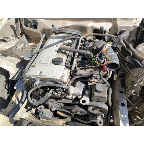 Двигун М111.951, 1.8, бензин, 1998 рік, 4 циліндри.