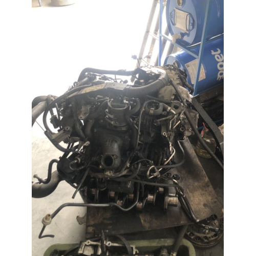 Продам двигун  в розборі Мерседес Спрінтер 316 2.2 om 651