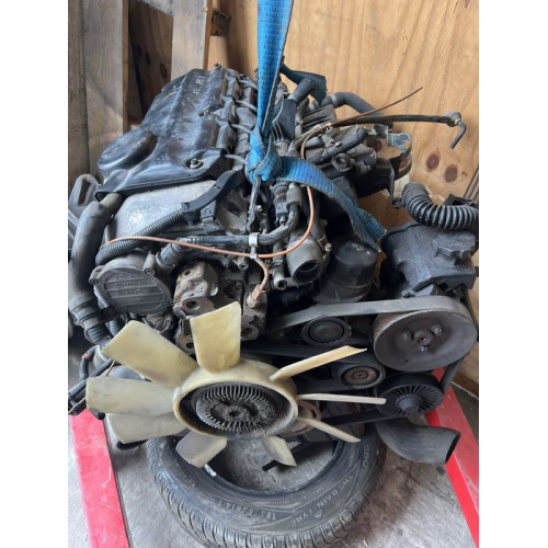 Двигун Мотор 2.2 cdi 646