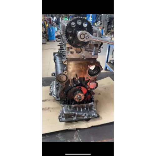 мотор двигатель пассат б8 2.0 дизель passat b DBGA 110kw 60т км европа