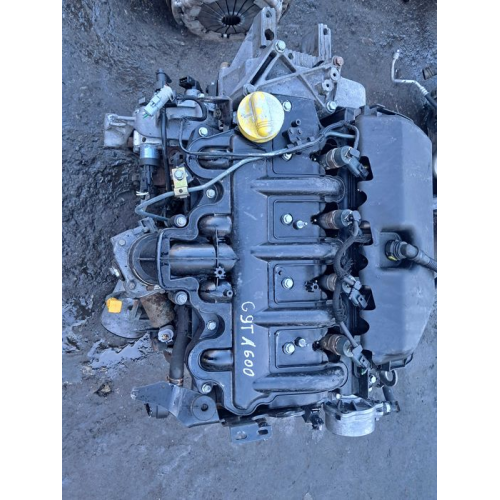 Мотор Двигун Renault G9T 2.2DCI Мастер Master Movano Laguna