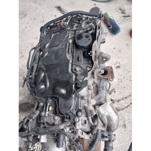 Двигун мотор Рено Трафік Опель Віваро Нісан Прімастар 2.0