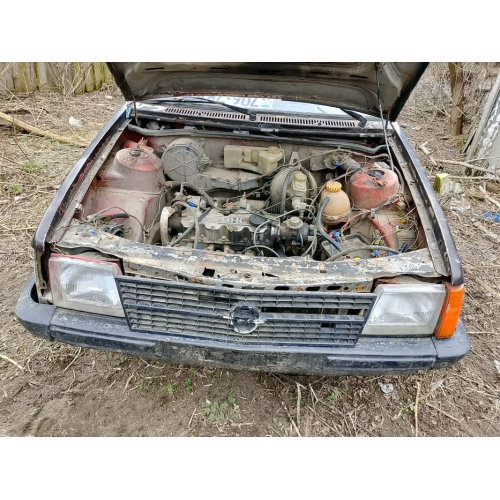 Продам мотор на опель кадет 1.6