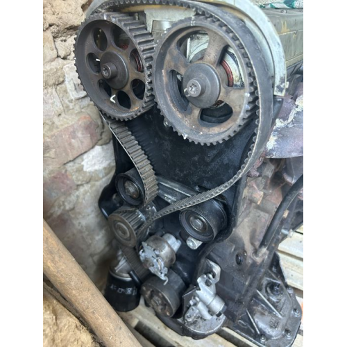 Продам двигун 2.2 бензин омега б 4циліндра