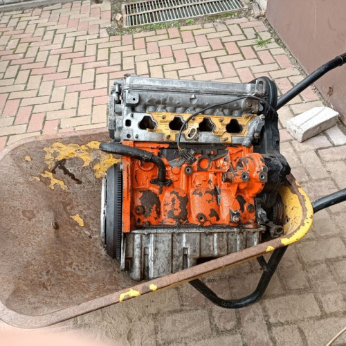 Мотор opel Astra,Vectra B ,Corsa B 1.6 16v x16xe/Опель астра,вектра