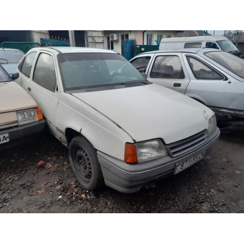 Опель  мотор Каддет  Вектра  2.0