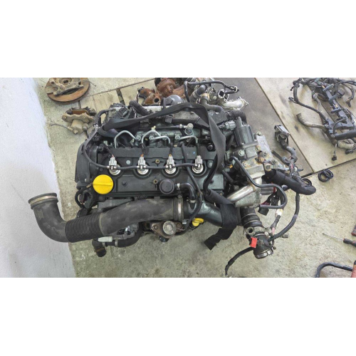 Мотор двигун двигалель Опель Astra Zafira B 1.7 Z17DTR